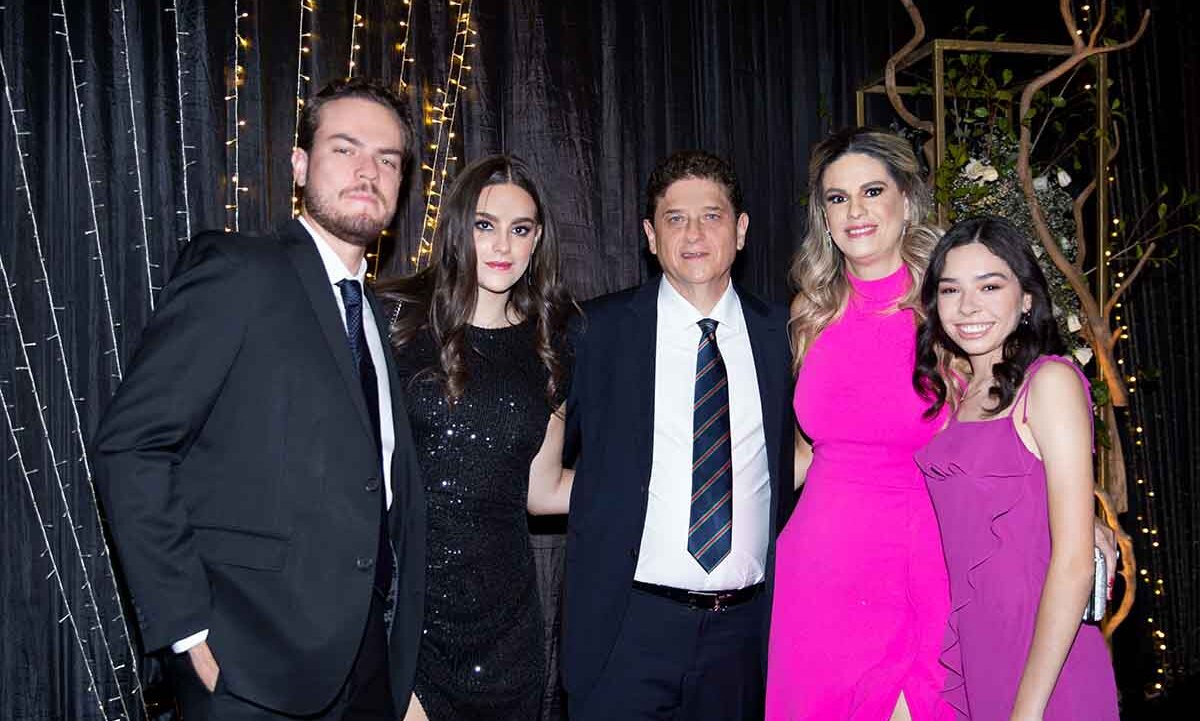 Familia Avisare
