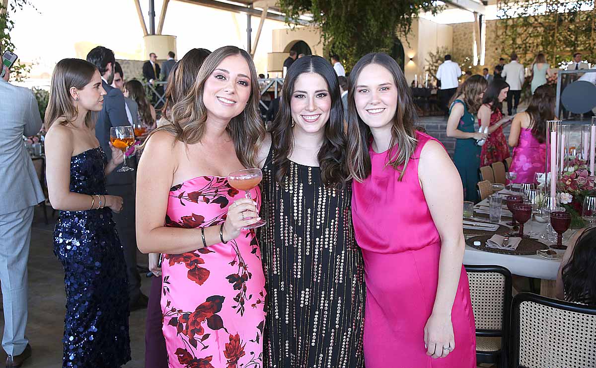 Camila, Daniela y Regina