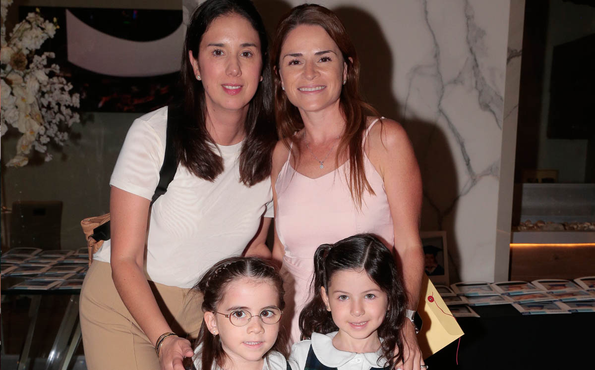 Camila Manrique, Alana Farías, Paola Valenzuela y Priscila Ramos