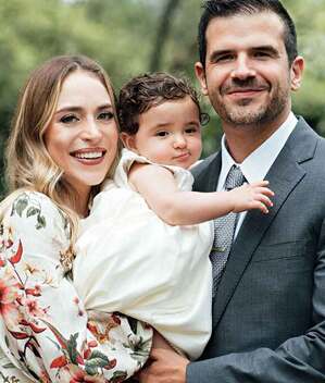 Elisa Cepeda, Lía Martínez y Eduardo Martínez. Fotos: VGS PHOTOGRAPHY