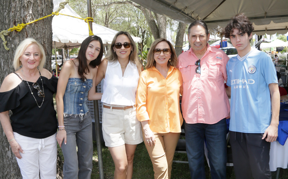 Elizabeth Moreno, María Fernanda Garza, Mariana González, Isabel Marroquín, José González Ornelas y Marcelo Garza / Foto: Omar Valdez