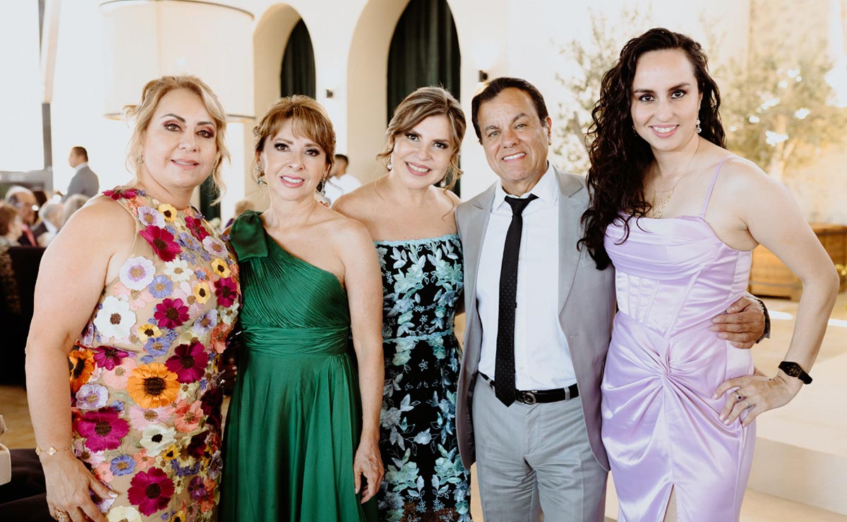 Ivonne, Iliada, Edelmira, Abraham y Vanessa