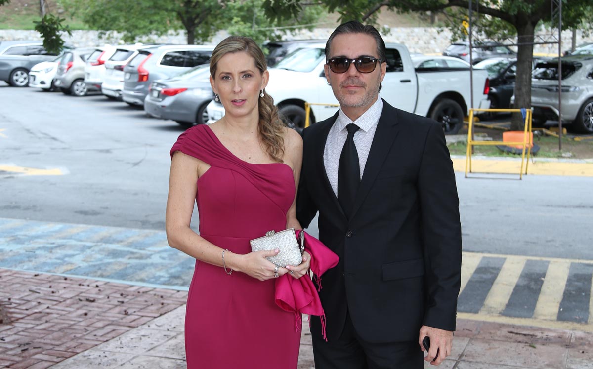 Marcela Najera de Cantú y Alfonso Cantú