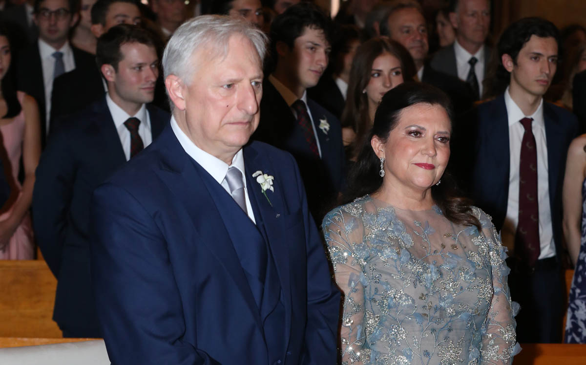 PAPÁS DEL NOVIO. Guillermo Pozas y Lucía Guerra