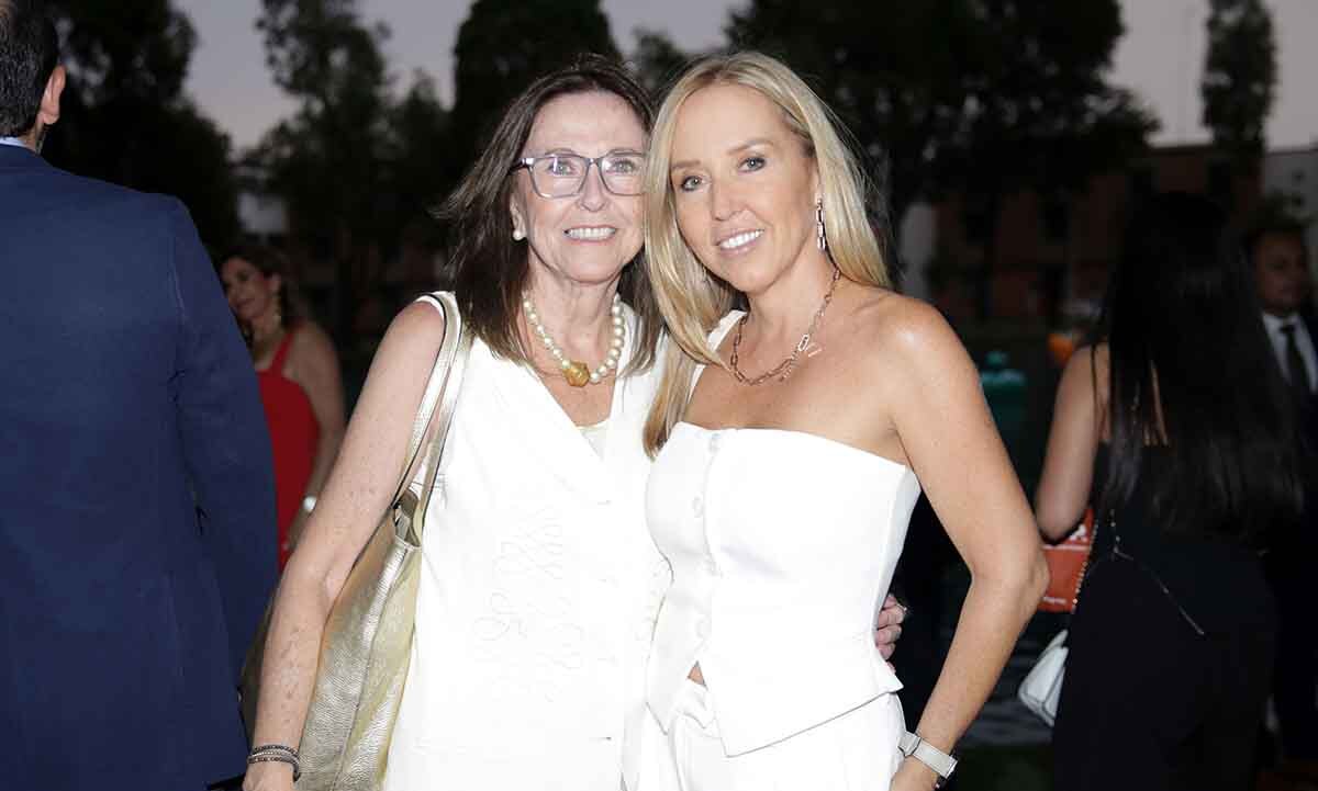 Luz Del Carmen y Maritere Bárcena