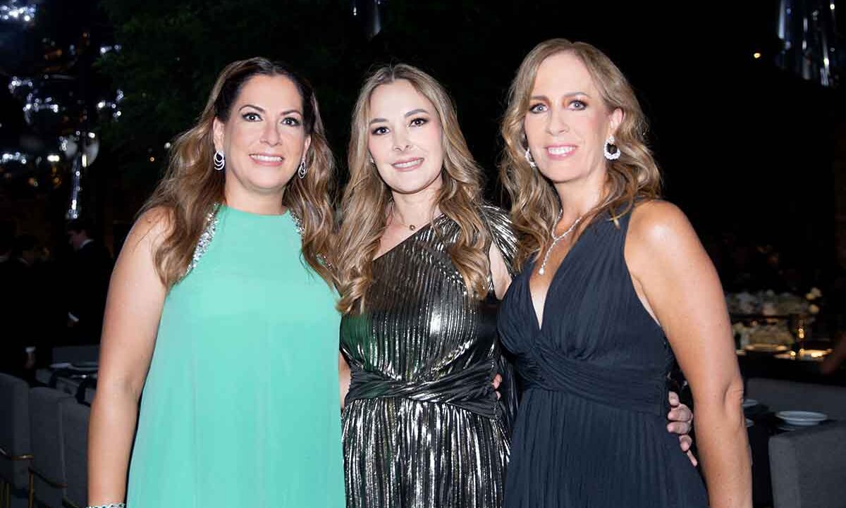 Lorena Manatou, Marisol Riaño y Andrea García