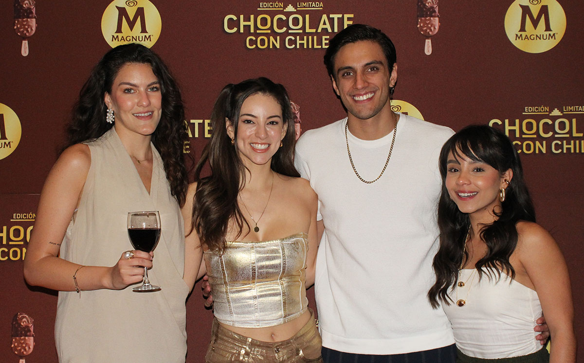 Andrea Hermosillo, Valeria Florian, Luis Enrique Duval y Paola Hassami