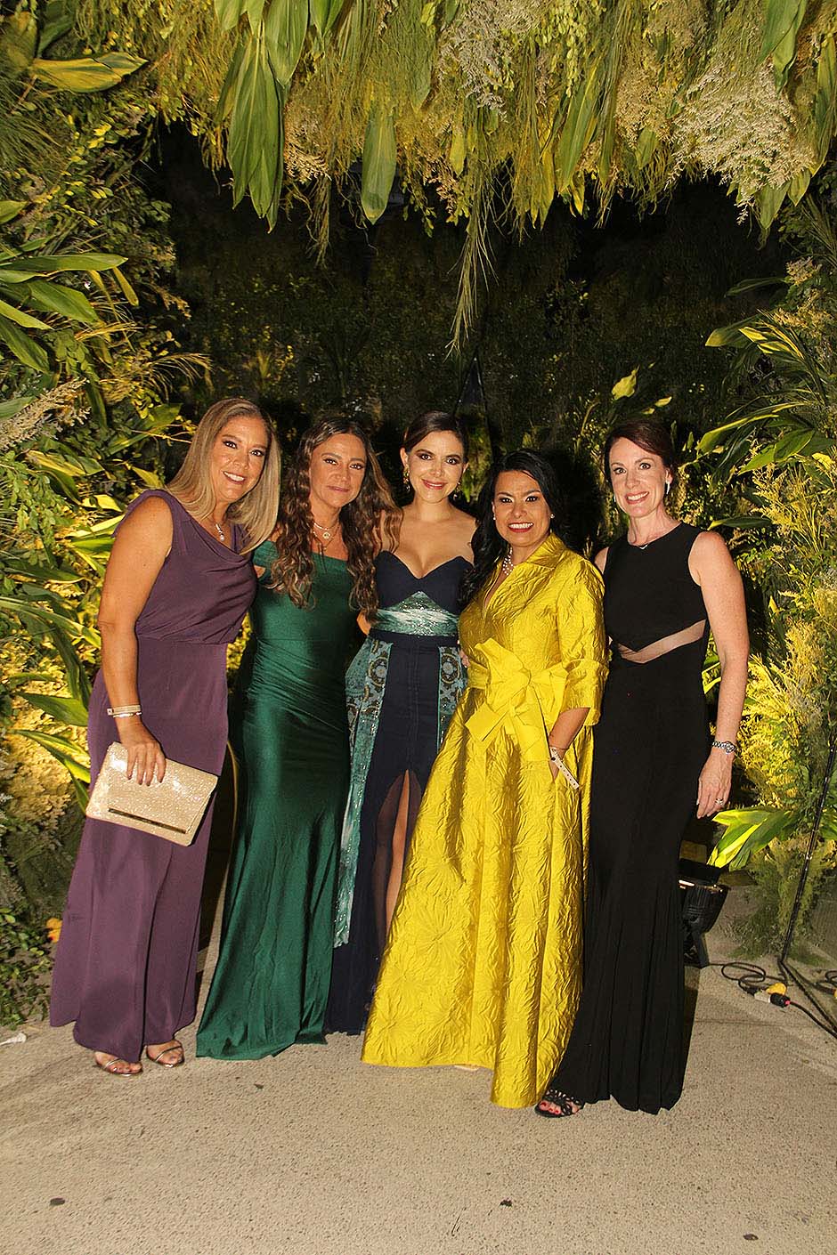 Daniela Baruqui, Patrica Guitrón, Valeria Bazante, Karla Peña y Meghan Tally.