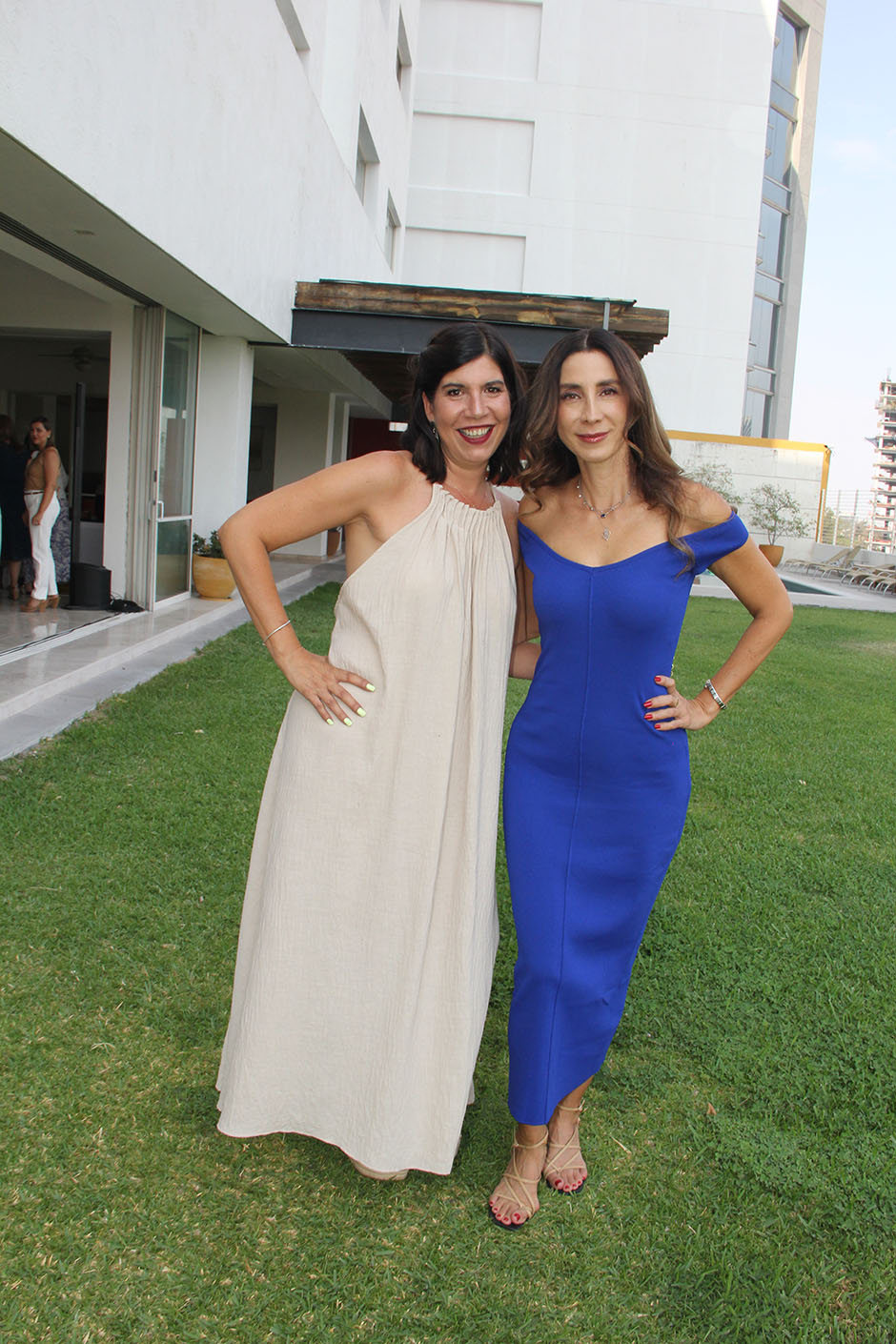 Gaby Macías y  Paloma Campos
