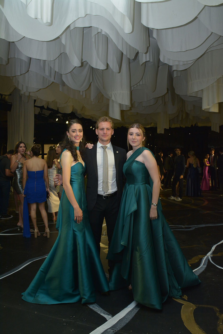 Mariana Ontiveros, Sebastián de la Garza y Scarlett Cowan