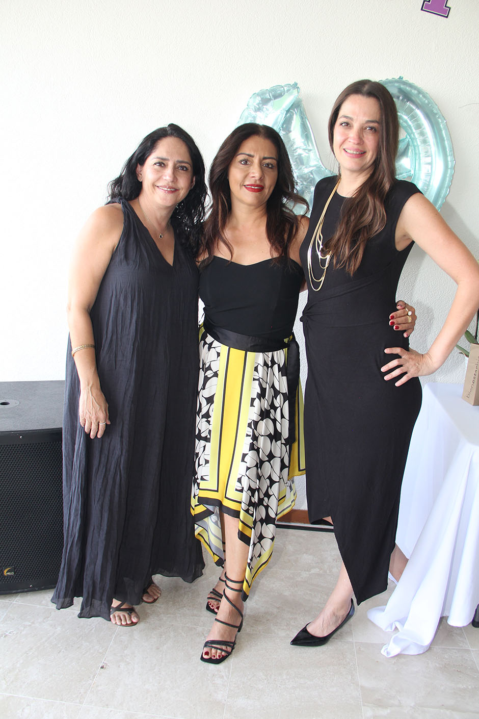 Susana de León, Mayela Suárez y Gaby Casarin