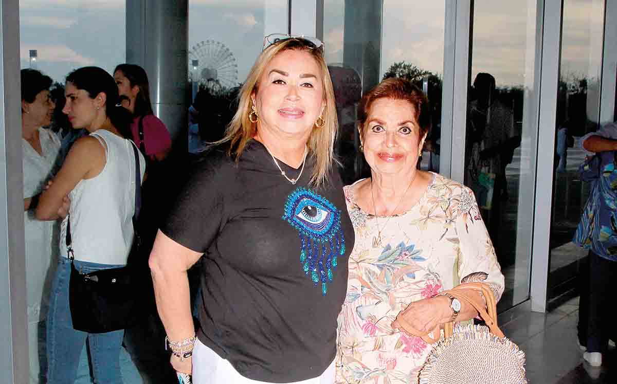 VICKY GIRARD Y VICKY DE GIRARD nos regalaron sus mejores sonrisas
