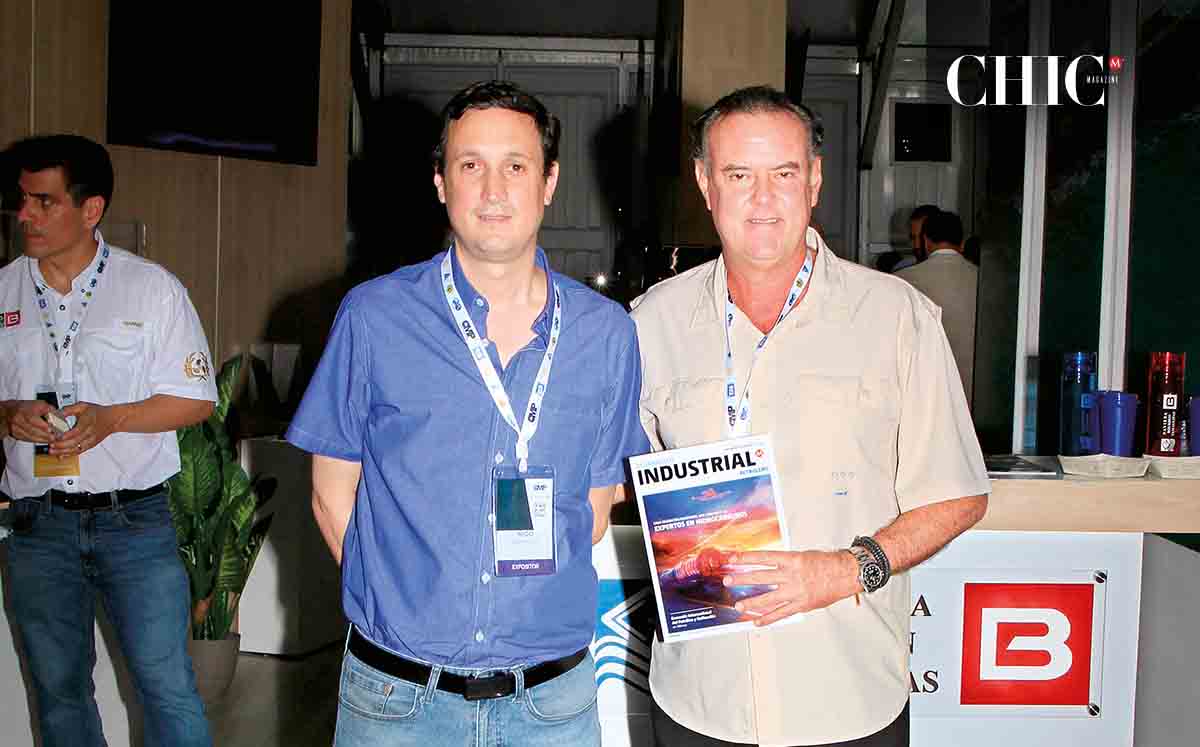 IÑIGO FERNÁNDEZ Y COQUI GONZÁLEZ presentes en el Congreso Mexicano del Petróleo 2024