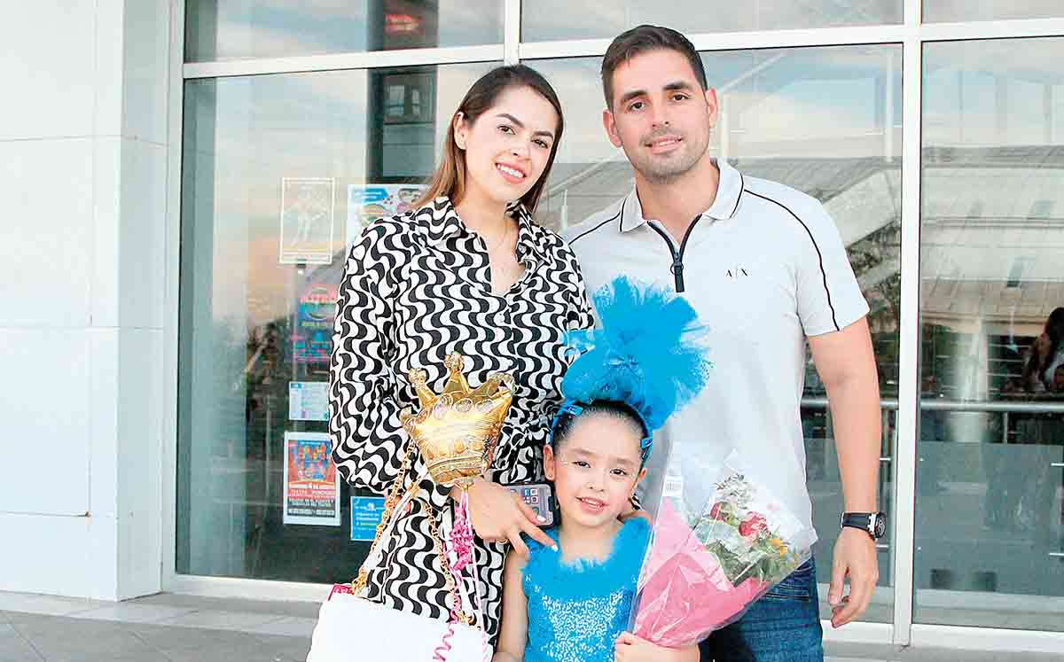 LEILA VENTURA, LEIA PORTALES Y HÉCTOR PORTALES disfrutaron de todas las sorpresas del 40 aniversario de Stardancer