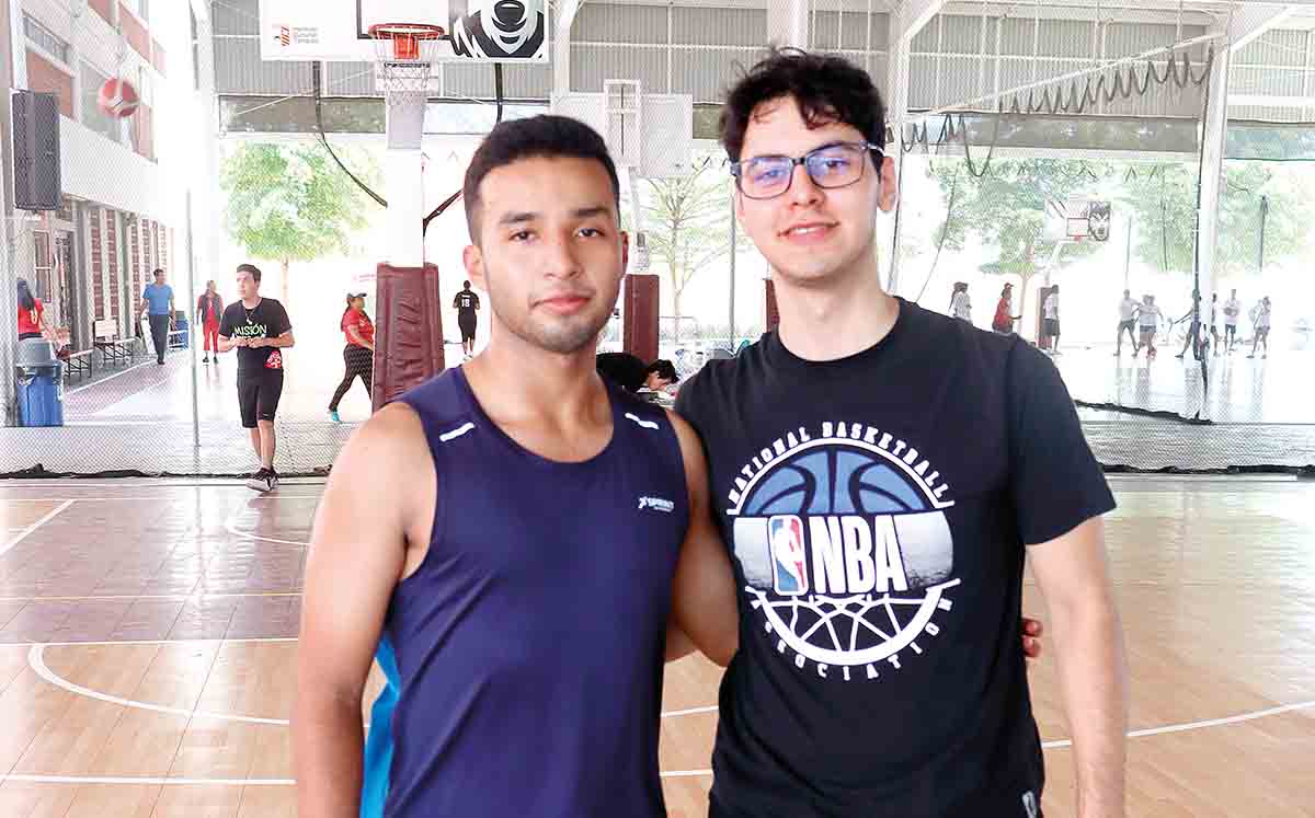 ALAN ARTEAGA Y GABRIEL JIMÉNEZ presentes en el evento deportivo