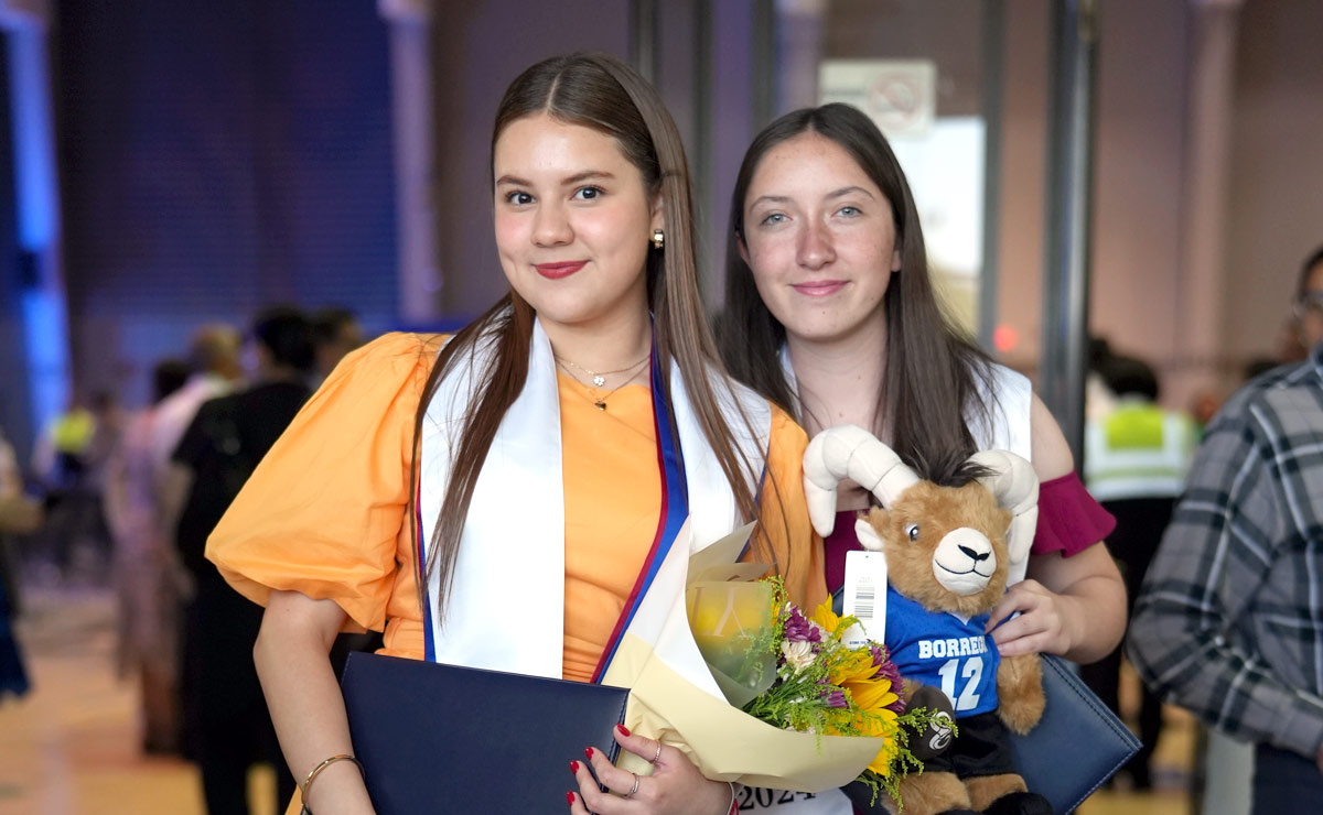 Natalia y Ángeles