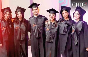 ITZEL LAGE, GABRIELA AGUILAR, JULIO PONCE, ELIZABETH ESCOTO, KARLA ELVIRA Y KARINA RODRÍGUEZ terminaron una etapa más en su vida