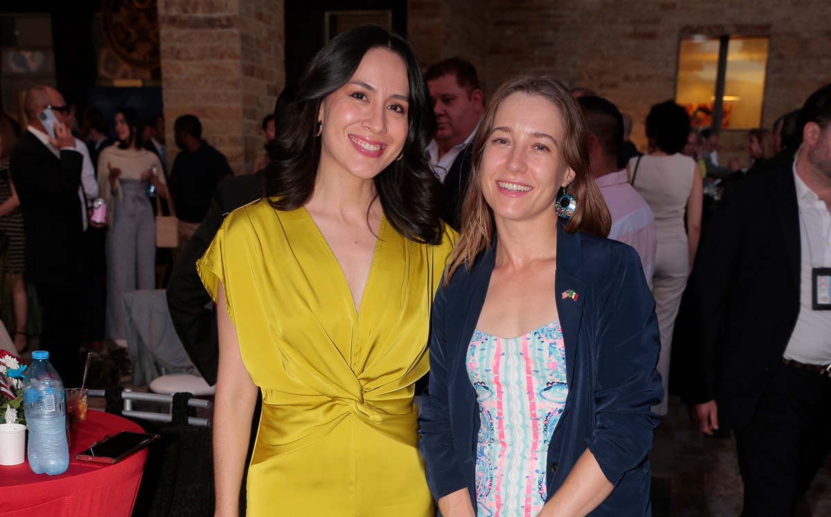 Lourdes Morales y Abigail Rockwell / Foto: Daniel Saldívar