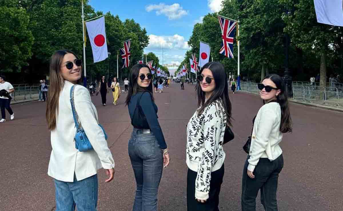 Majo León y sus amigas / Fotos: Cortesía