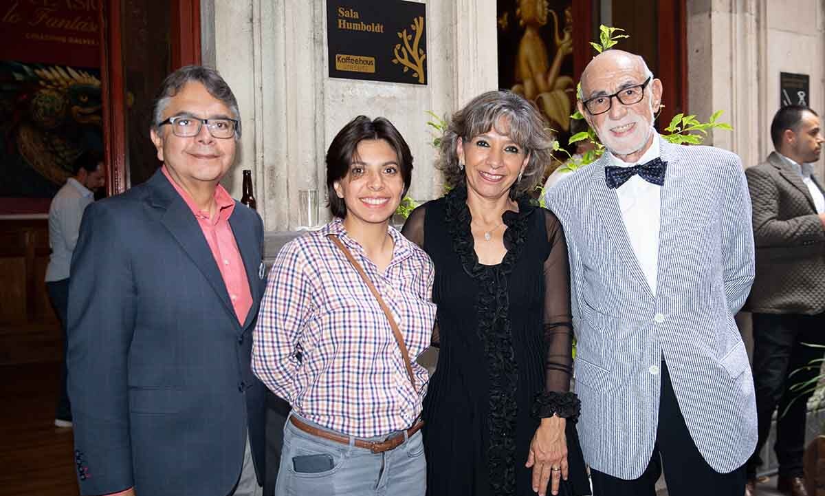 Horacio Solorio, Ari Solorio, Mayo Andrade y Rafael Paredes
