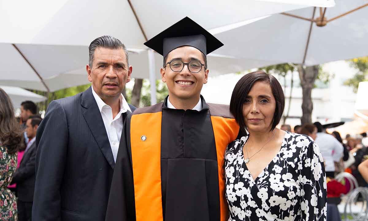 Carlos Cadena, Fernando Cadena y Coral Cadena