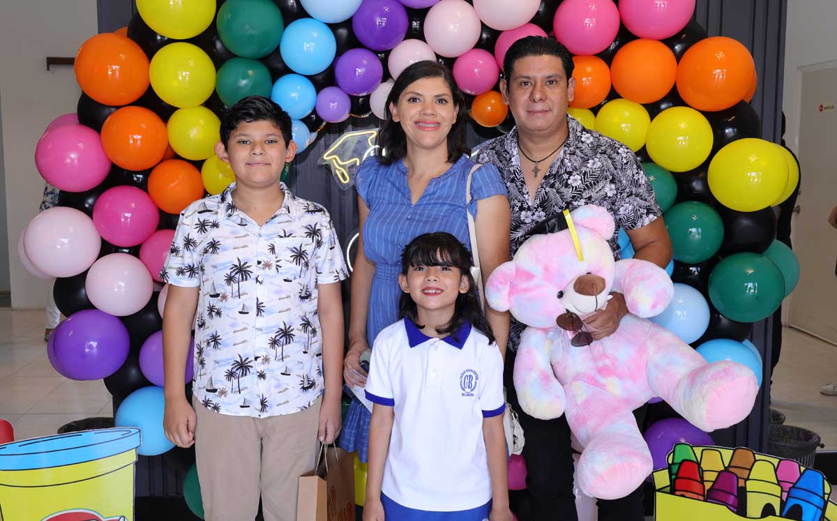Ian, Brenda, Fernando y Anet
