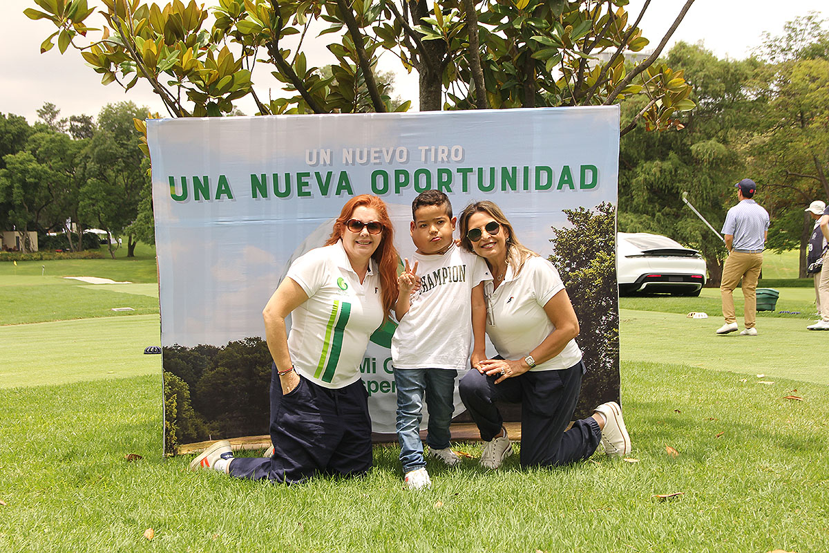 01 Alejandra Gómez, Himar Cabrera y Mayte Medrano.