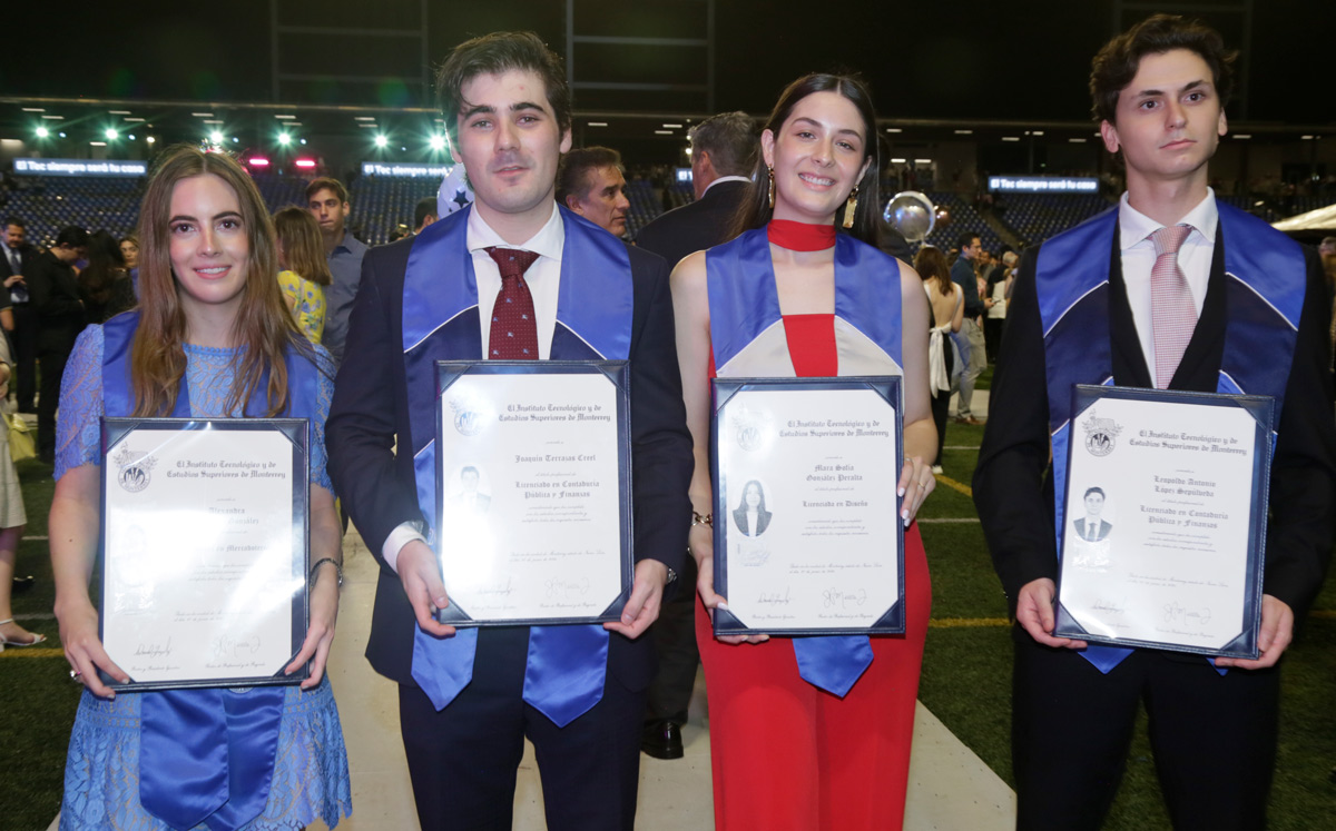 Alexandra González, Joaquín Terrazas, Mara Sofía González y Leopoldo López / Foto: Omar Valdez