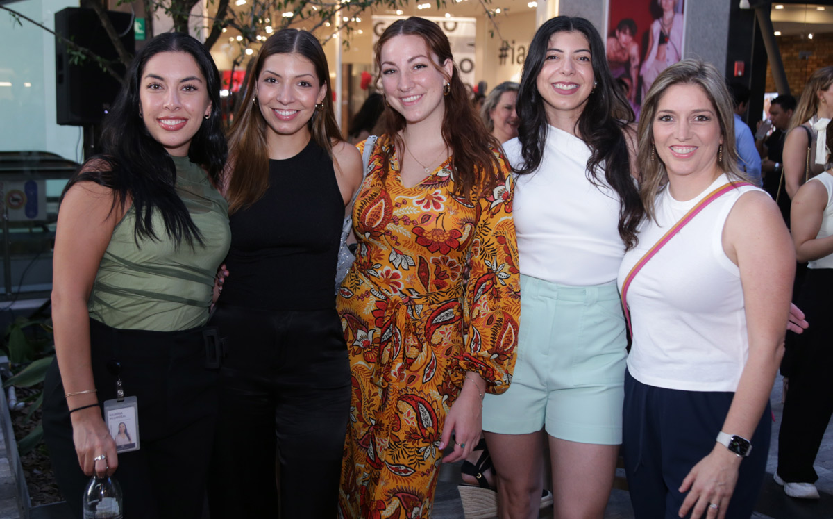 Valeria Villarreal, Ingrid Rincón, Chayito Zendejas, Gaby Rincón y Ana Catalina Garza / Foto: Roberto Alvarado