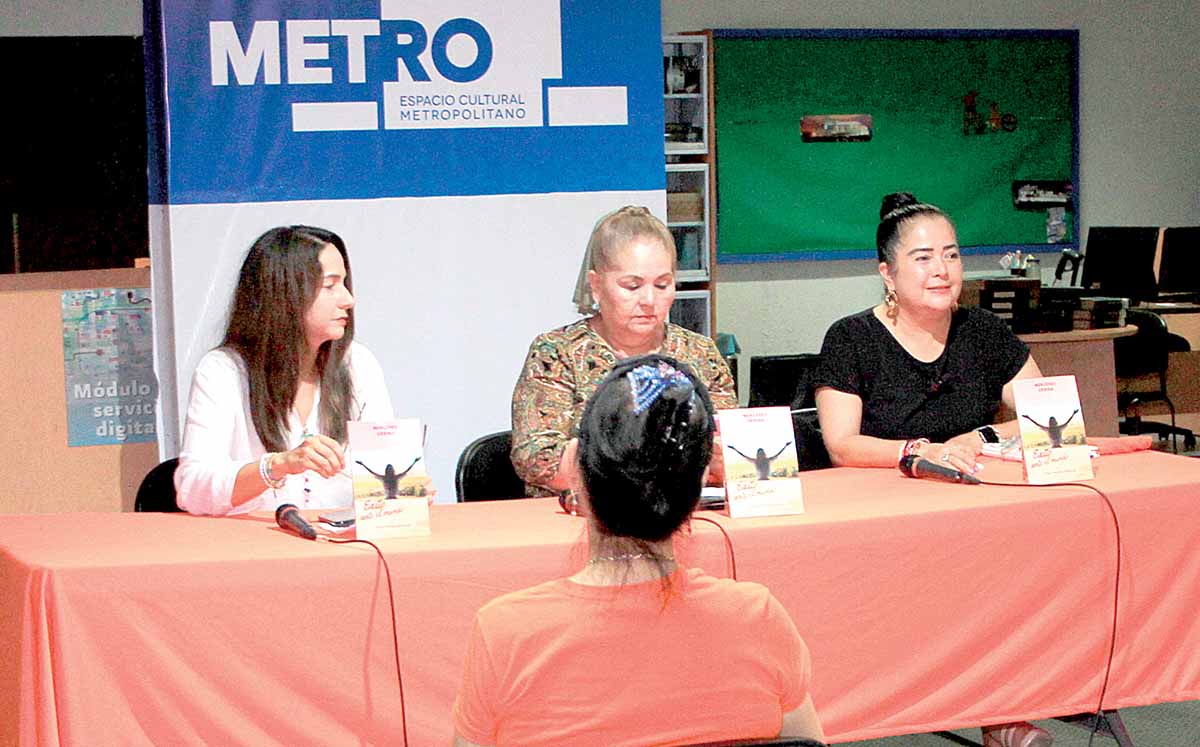 MERCEDES URBINA durante la presentación de su libro Éxito Ante el Mundo