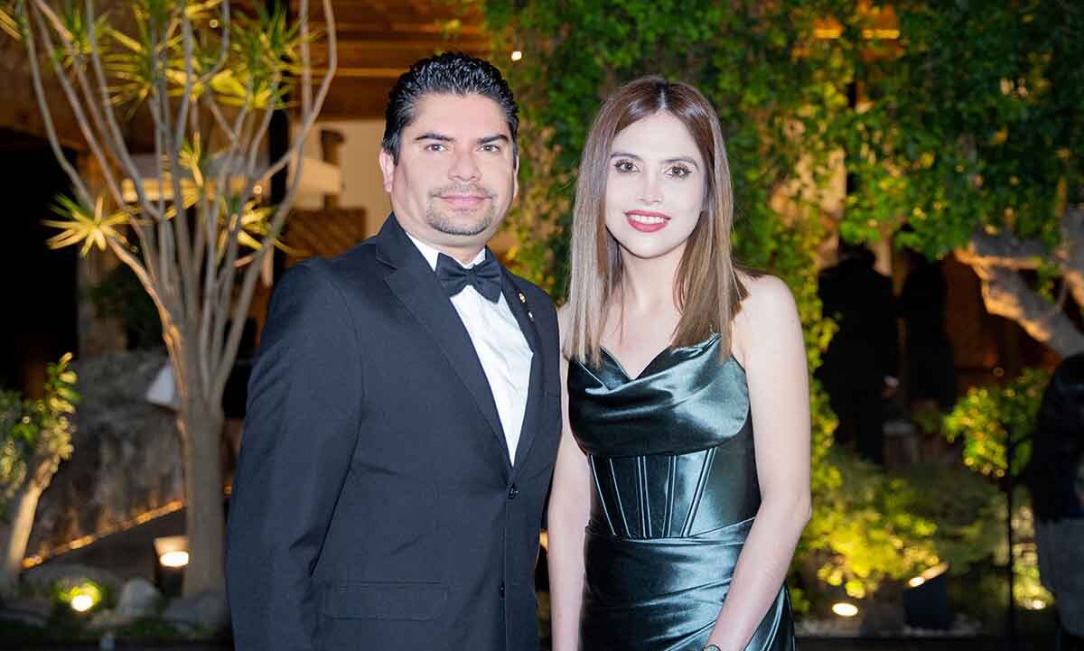Juan Carlos Sandoval y Haide Paleta
