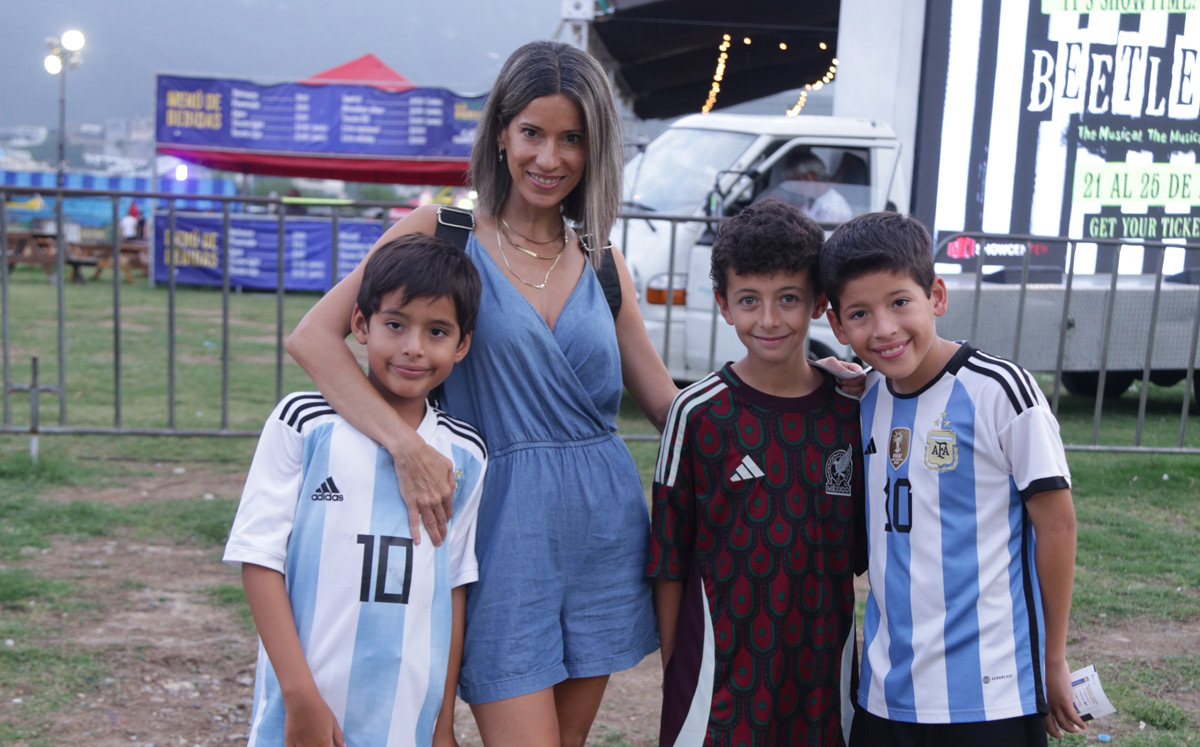 Lucas Muñoz, Marisa Mesa, Diego Garza y Mateo Muñoz / Foto: Roberto Alvarado