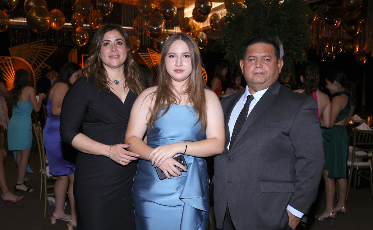 Violeta, María José y Rogelio