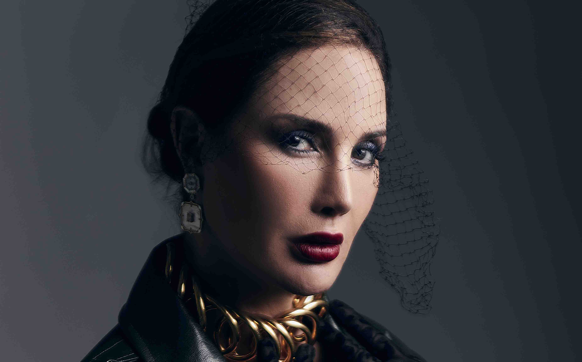 La modelo logró que se incluyeran a dos participantes de 40 años en Miss Universo, pues la edadd máxima para concursar era de 25 años.