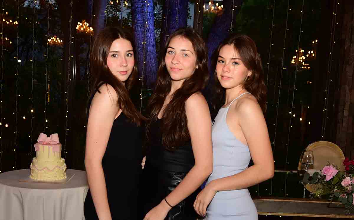 REGINA OLEA, XIMENA CAVAZOS Y DIANA PADILLA llegaron con sus mejores outfits a la fiesta