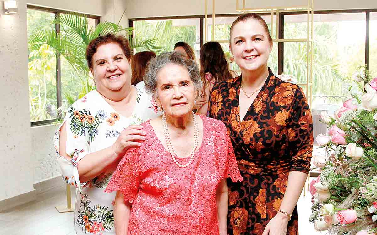 TATIS MELO, TARSILA DE MELO Y VERÓNICA DE MELO nos regalaron sus mejores sonrisas