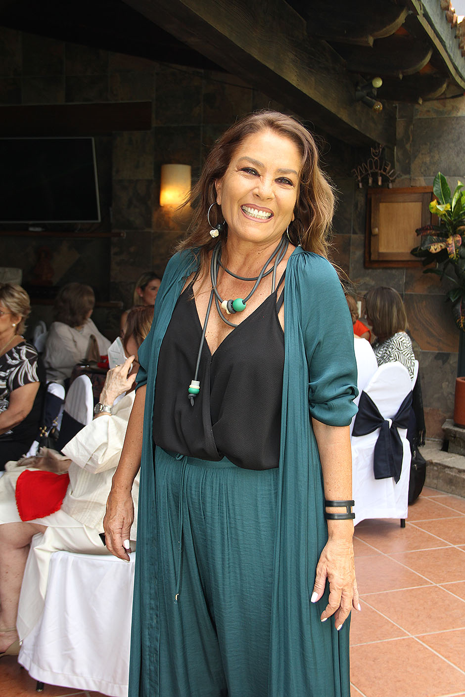 Mónica Salmón de Urrea