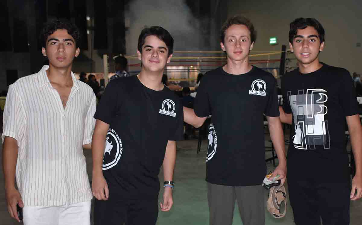 KARIM CHIMELY, MARIANO LOBATO,  JULIAN MEZA Y RODRIGO PAREDES llegaron puntuales al evento
