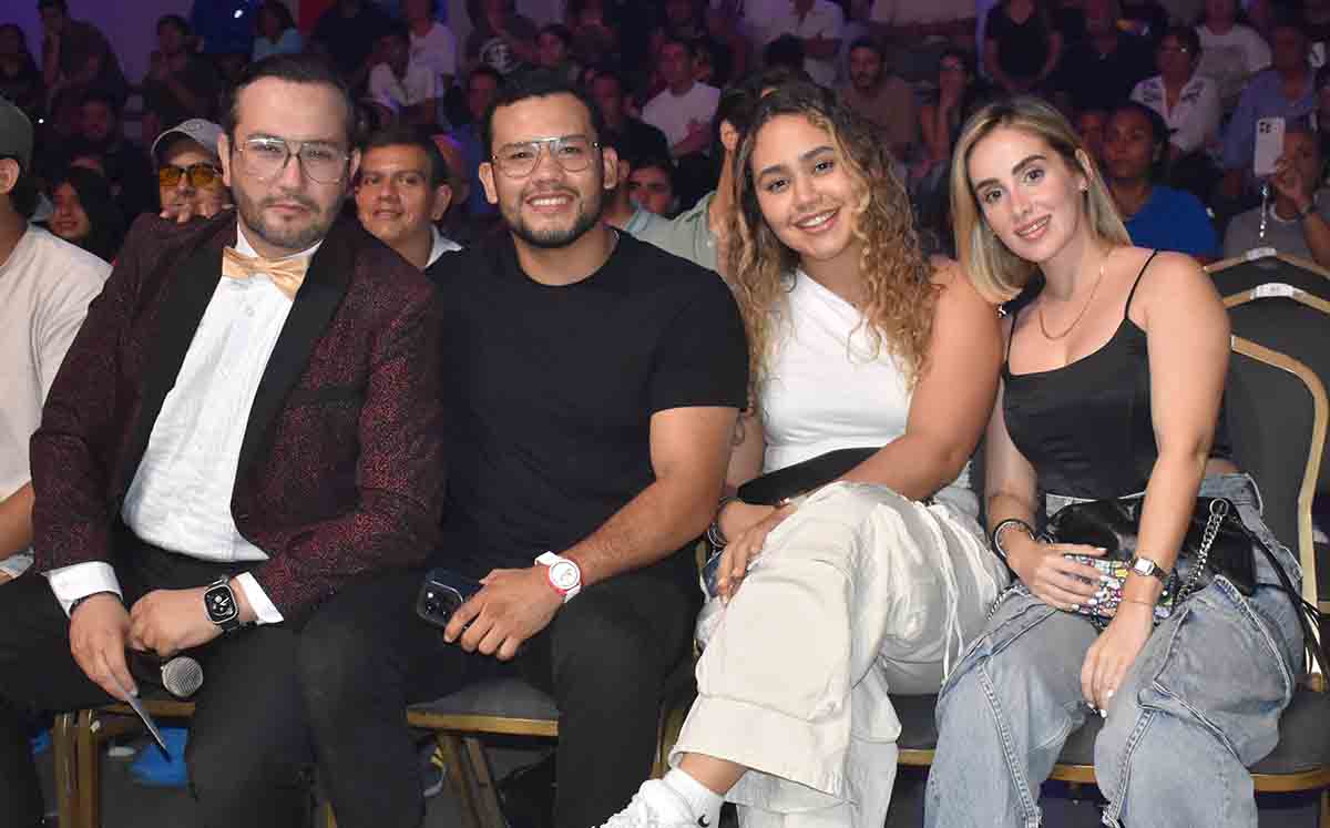 Los asistentes se conformaron de familia, amigos, compañeros de gimnasio y amantes del boxeo de la zona