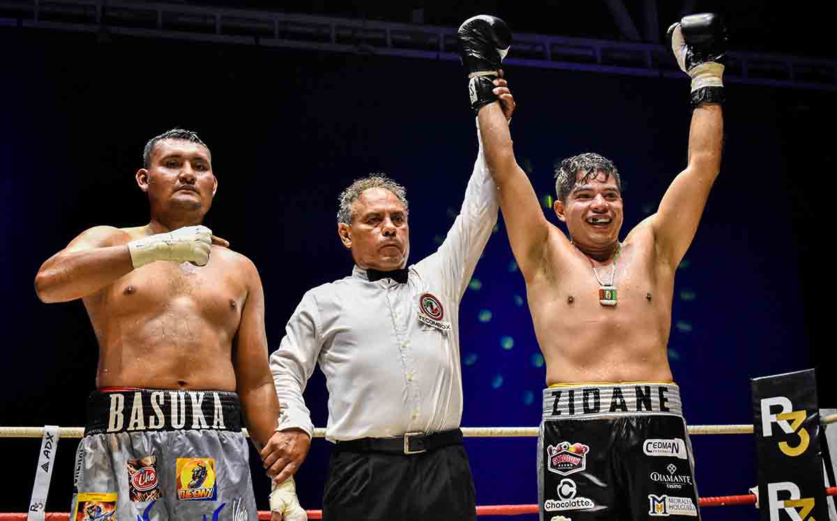 Momentos de las peleas de Guantes del Bicentenario