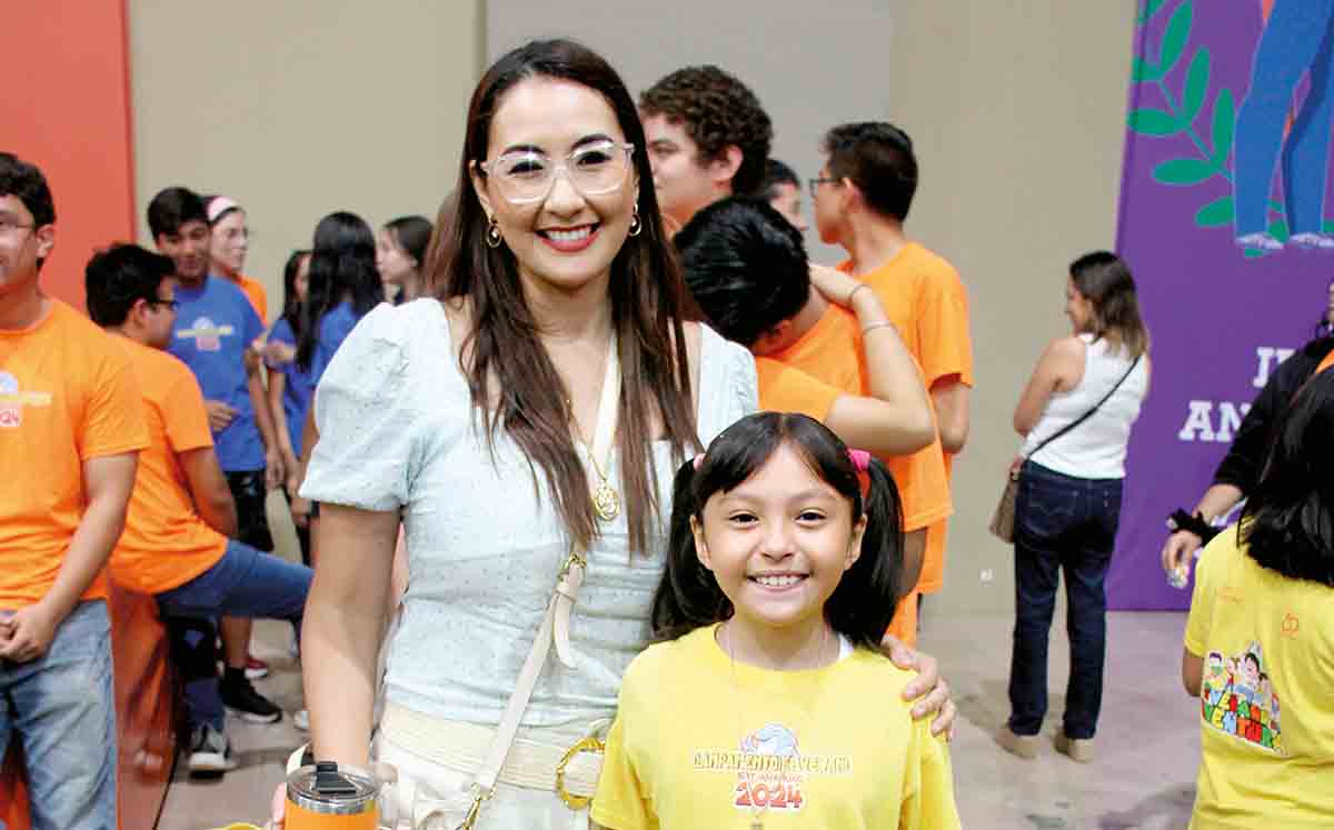 NADIA CAROLINA GARZA Y SOFÍA CAROLINA RODRIGUEZ nos regalaron sus mejores sonrisas