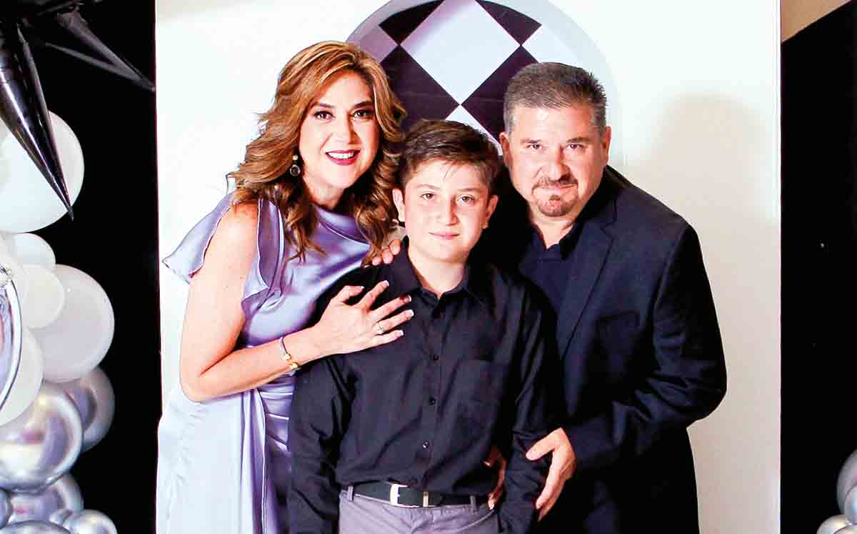 CAROLINA GONZÁLEZ, CHEMA LU Y JOSÉ IGNACIO LU nos regalaron sus mejores sonrisas