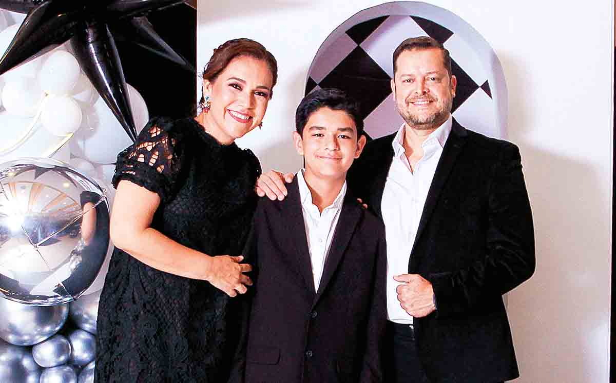 MAYRA GÓMEZ, MARCELO MATEOS Y EDUARDO MATEOS nos regalaron sus mejores sonrisas