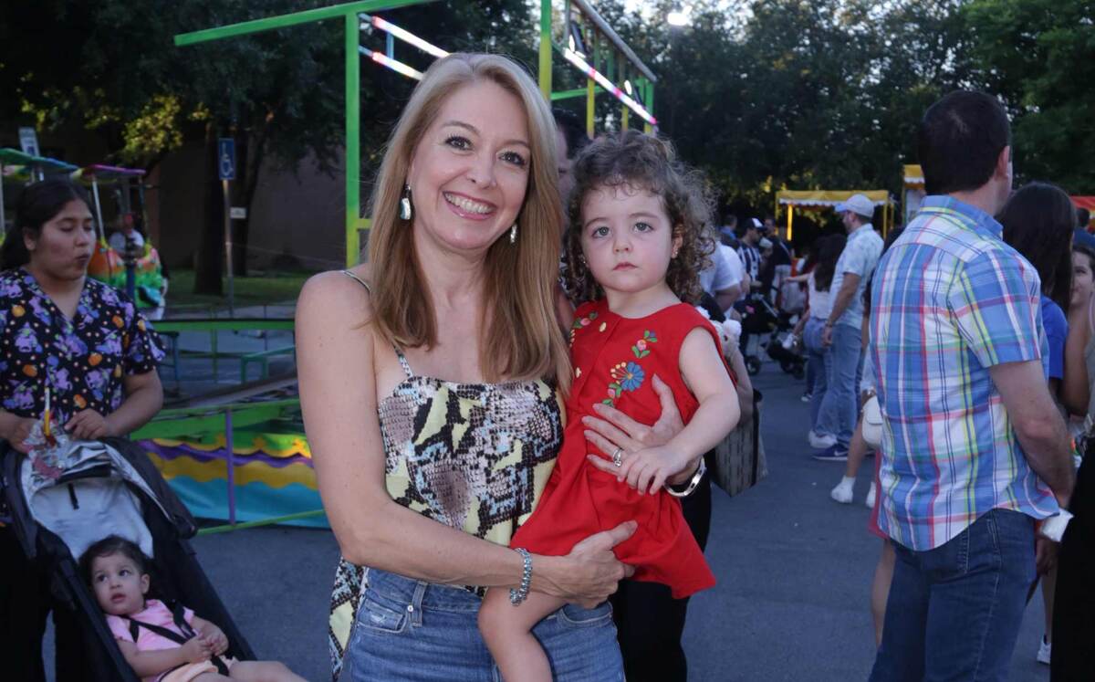 Alicia Margarita de Ravizé y Ely Villarreal