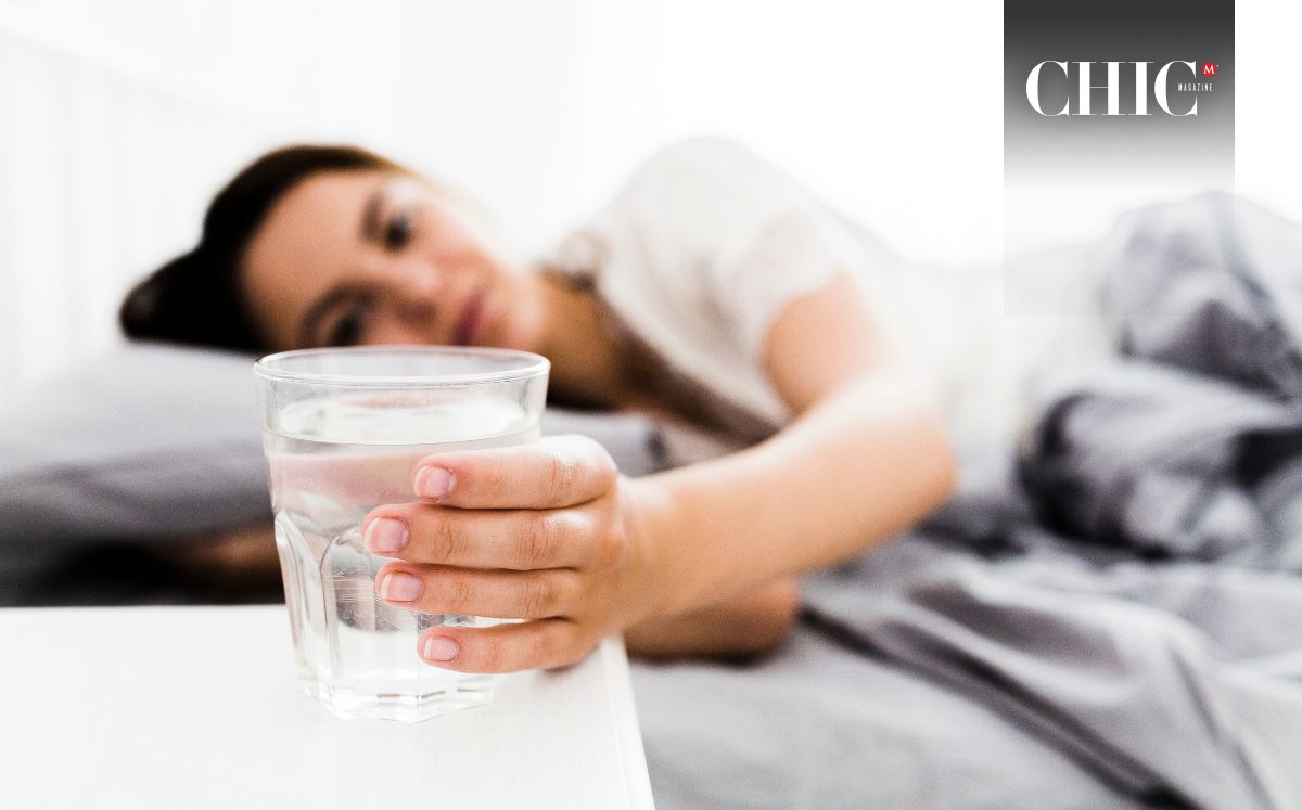 ¿Se puede tomar agua después de las 8 de la noche? (Foto: Freepik)