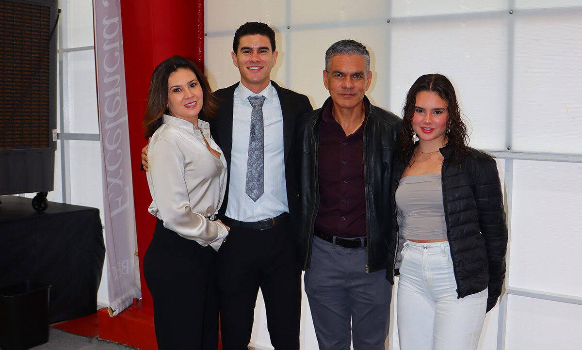 Aracely Sámano, Christian Pons, Christian Pons y Sofía Pons