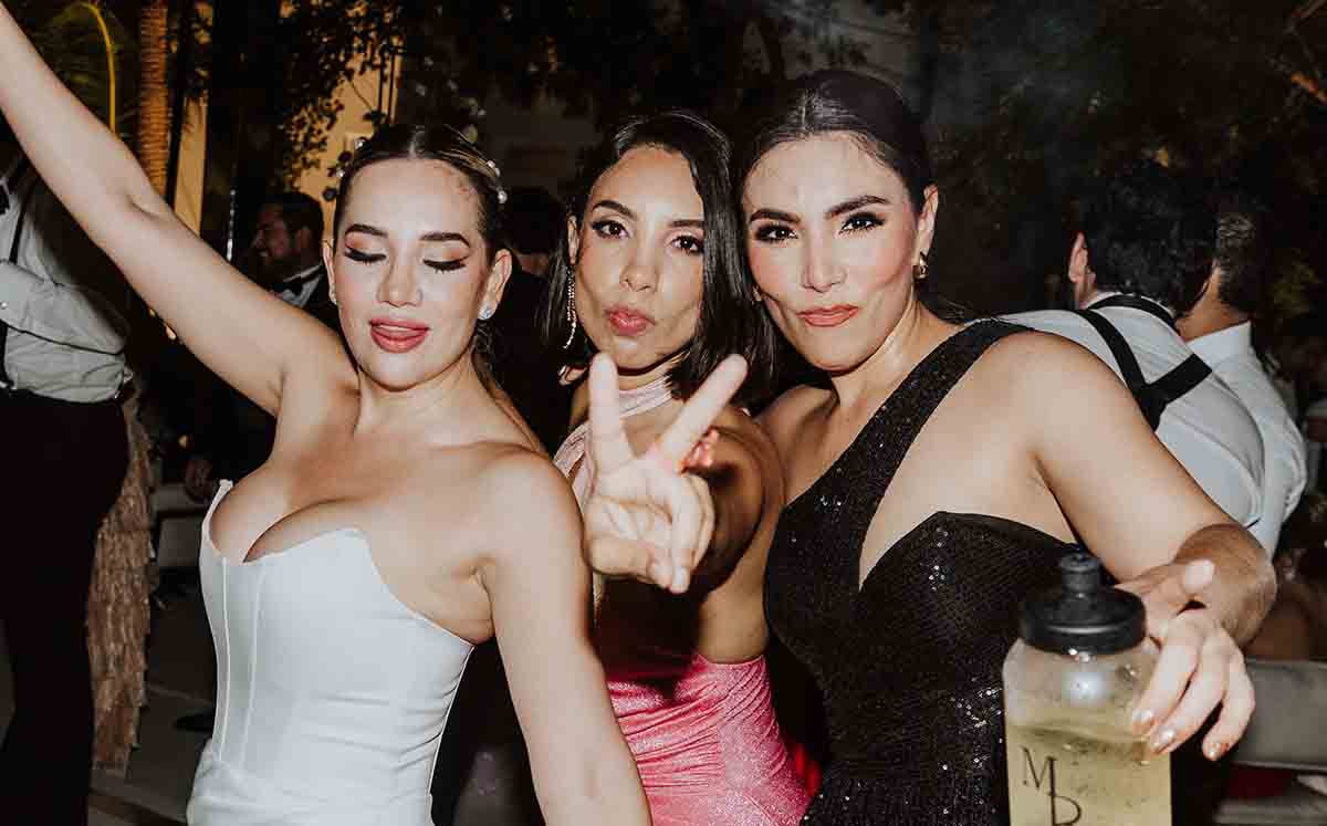 Asistentes disfrutaron de la boda de Mayela Carranco y Ricardo Casanova