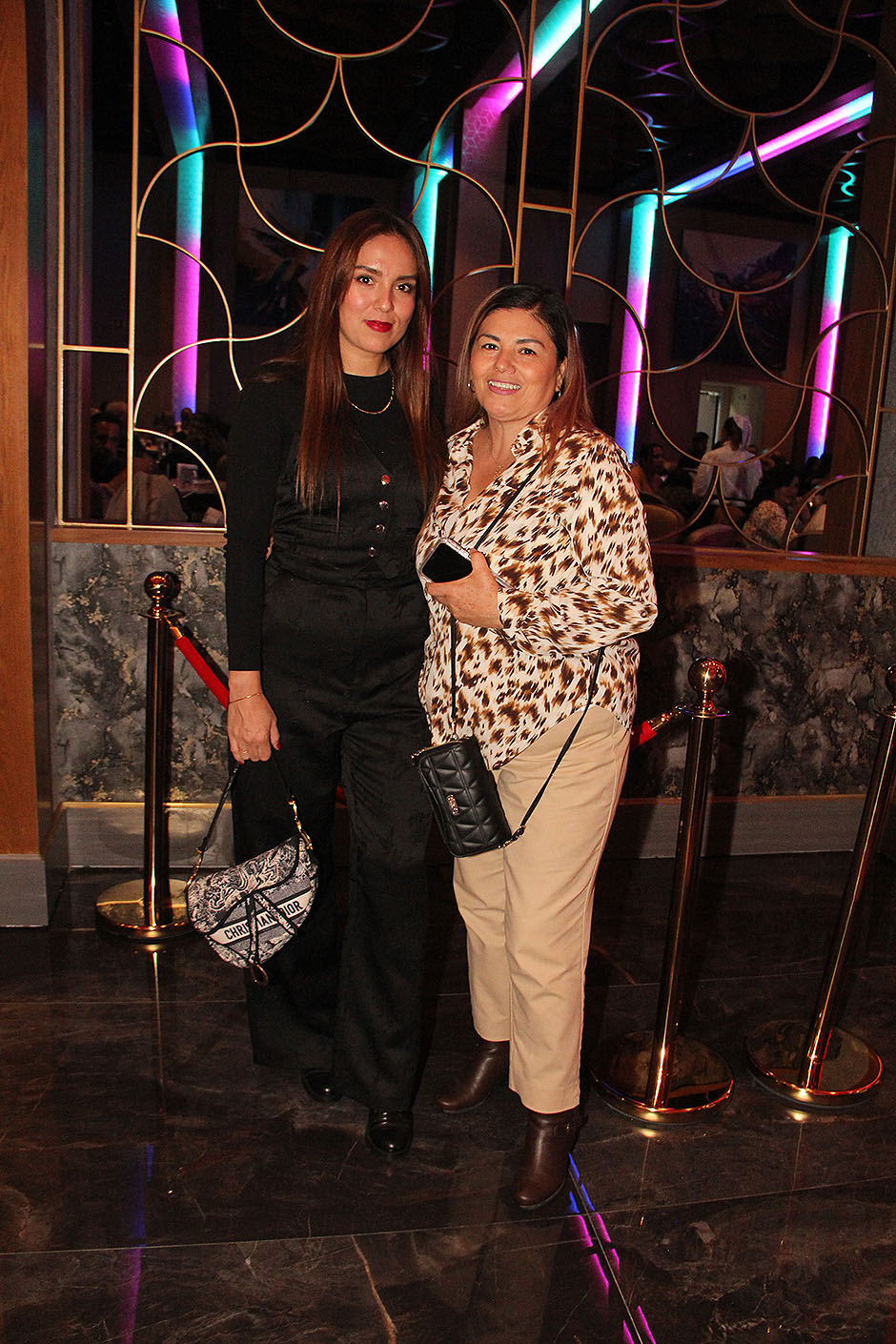 Karen Mendivil y Gabriela Hernández
