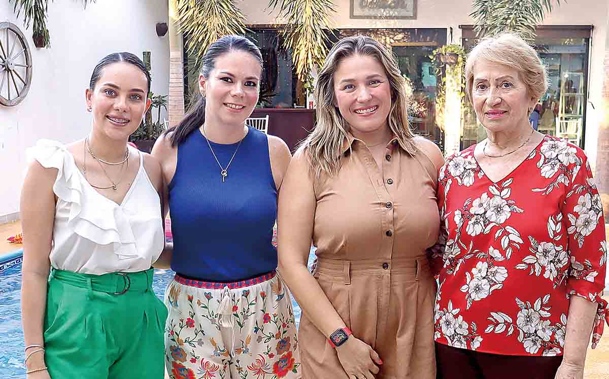 AHINOA CRUZ, CAROLINA ÁNGULO, PAMELA ÁNGULO llegaron con sus mejores outfits al festejo