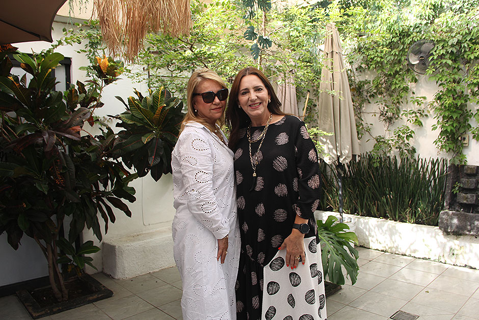 Norma Moreno y Carolina Ortiz